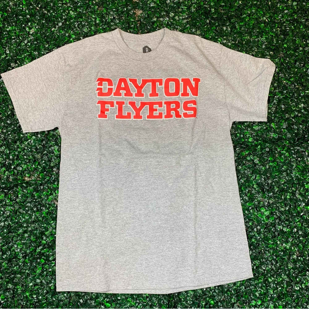 Rally house size medium gray University of Dayton Dayton Flyers T-shirt